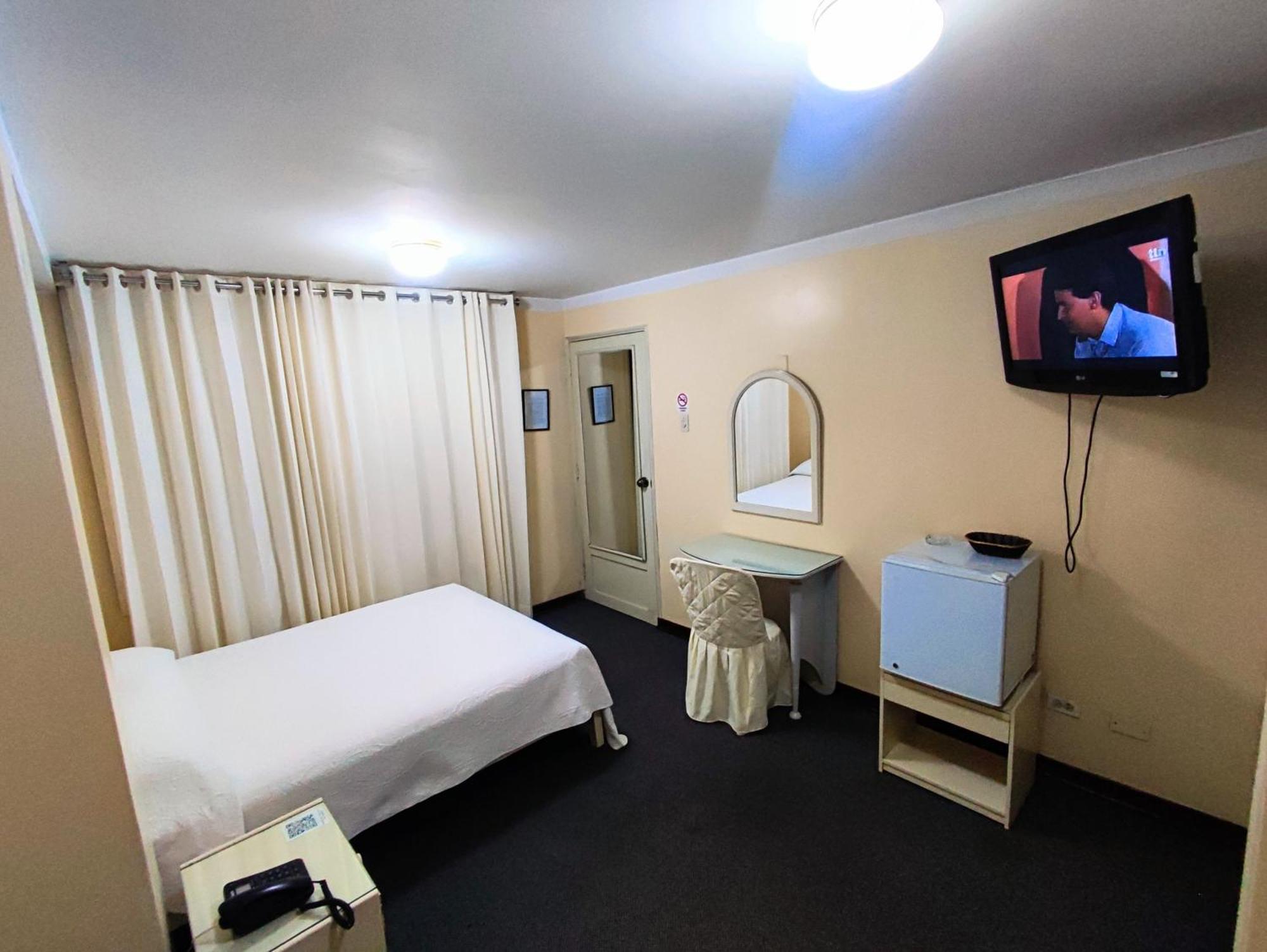 Gran Bolivar Hotel - Trujillo, Peru מראה חיצוני תמונה