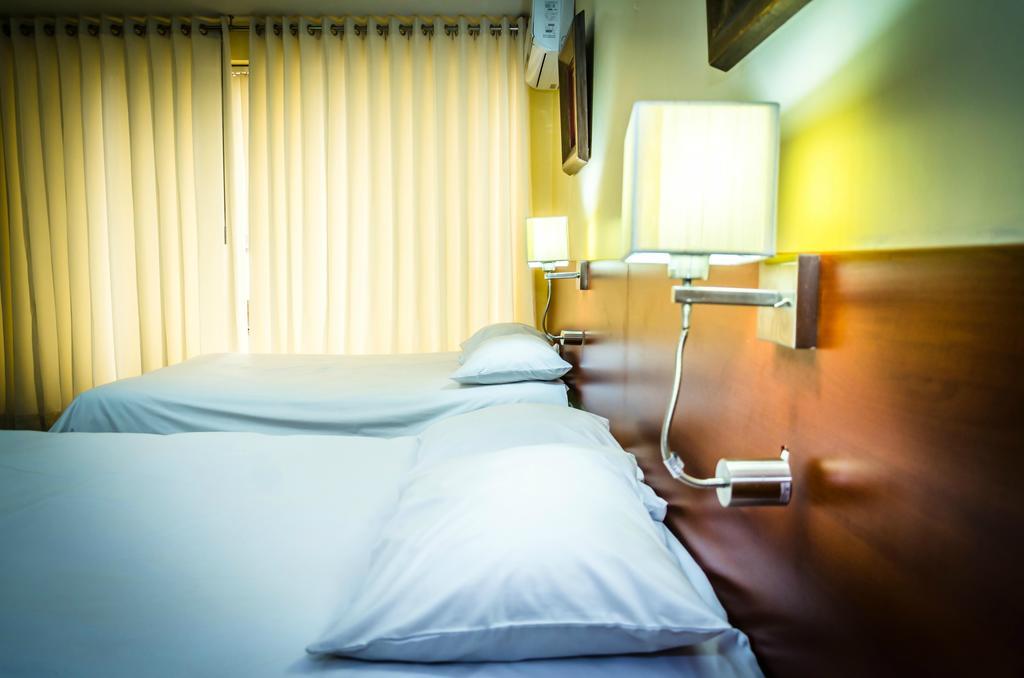 Gran Bolivar Hotel - Trujillo, Peru מראה חיצוני תמונה