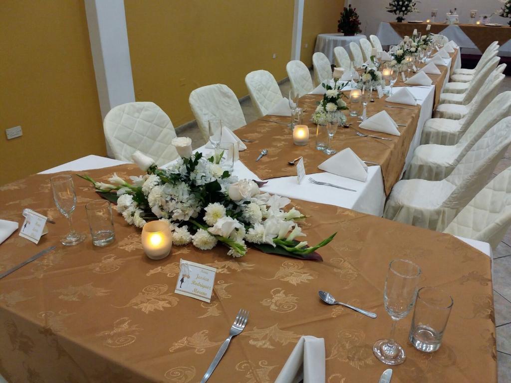Gran Bolivar Hotel - Trujillo, Peru מראה חיצוני תמונה